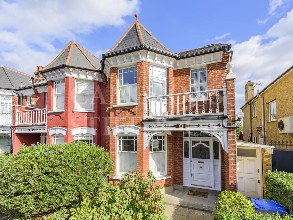 4 bed property for sale in Hamilton Road, London NW10 Zoopla