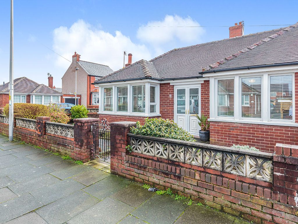 2 bed bungalow for sale in Dalton Avenue, Blackpool, Lancashire FY4
