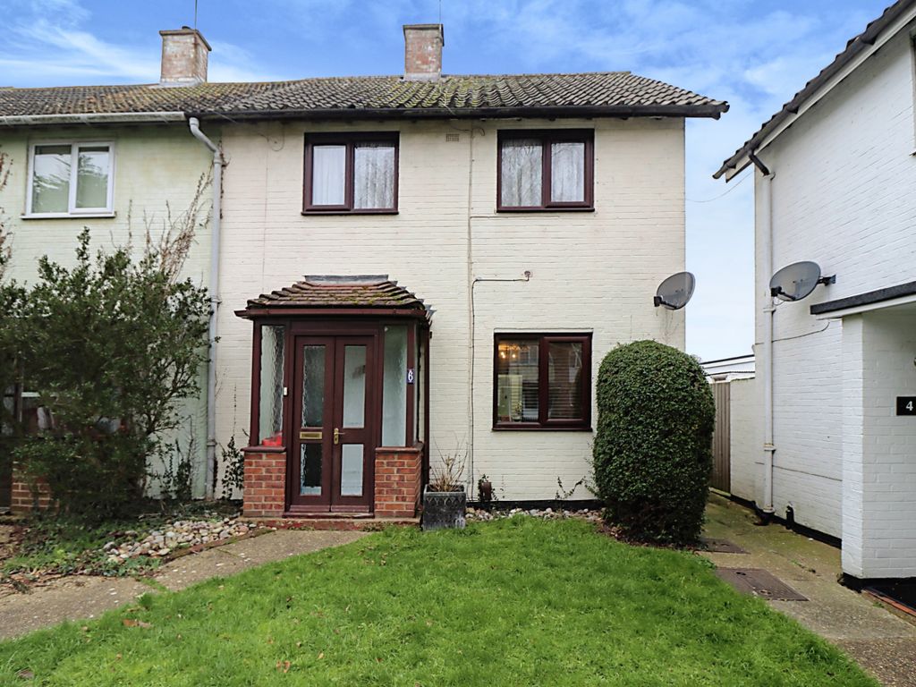 Terraced house for sale in Collingwood Walk, Basildon SS16 Zoopla