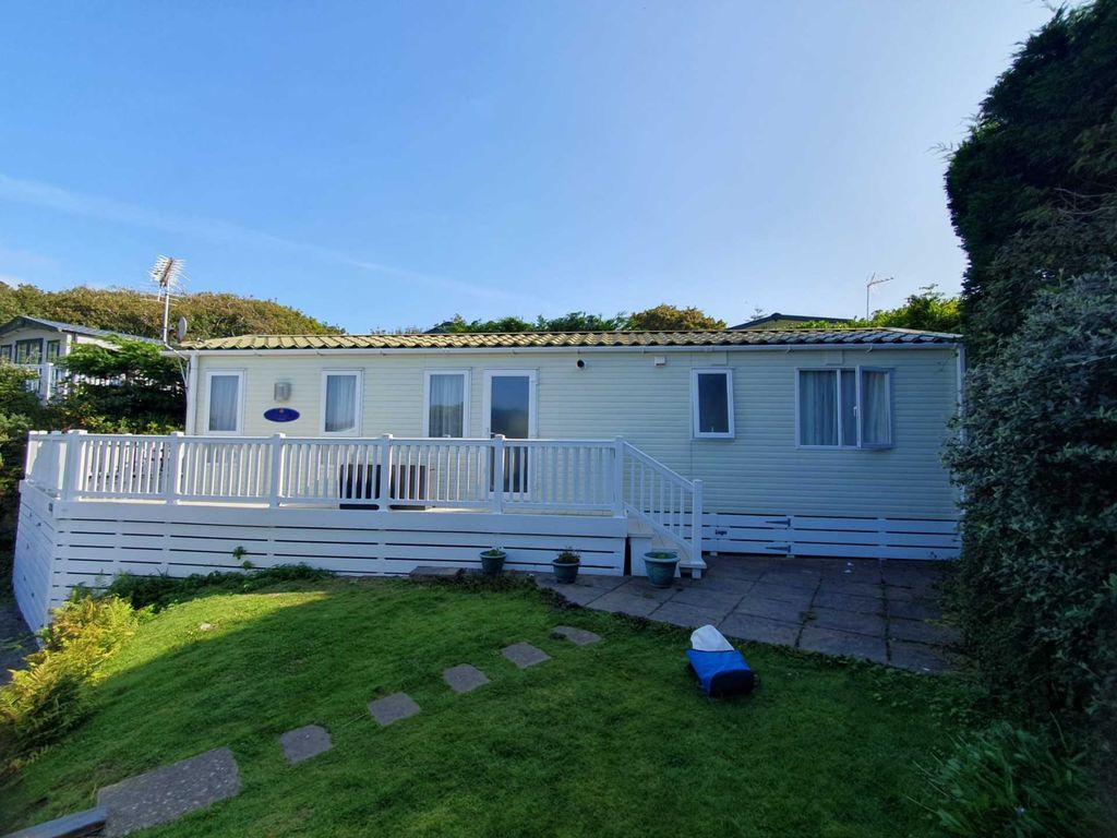 2 bed mobile/park home for sale in Morfa Bychan, Porthmadog LL49, £