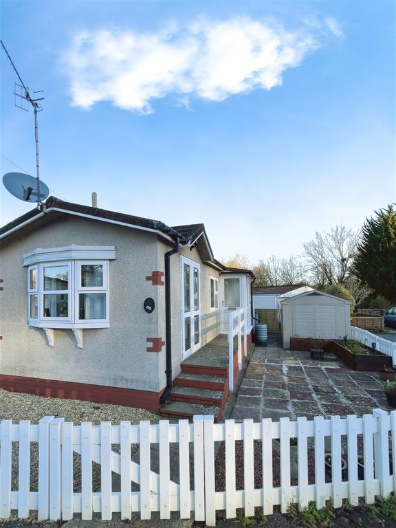 1 bed mobile/park home for sale in Drapers Copse, Dibden, Southampton