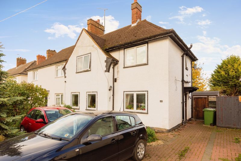 Prebendal Avenue Aylesbury HP21  