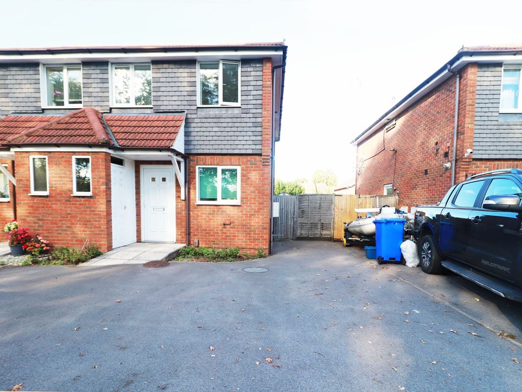 3 bed semidetached house to rent in Fox Villa, Hawley Road, Camberley
