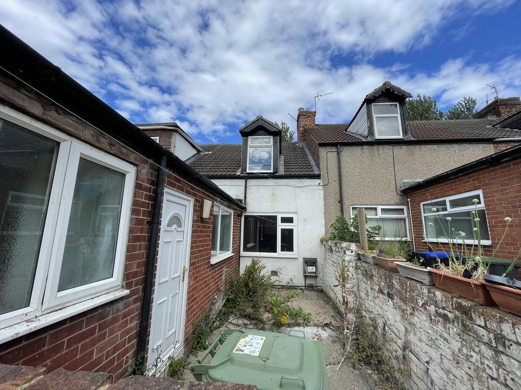 2 bed property for sale in 12 Lake View, Station Town, Wingate, County