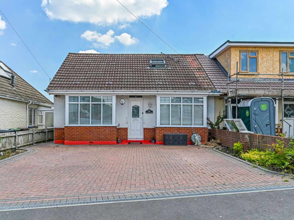 3 bed semidetached bungalow for sale in Park Avenue, Purbrook