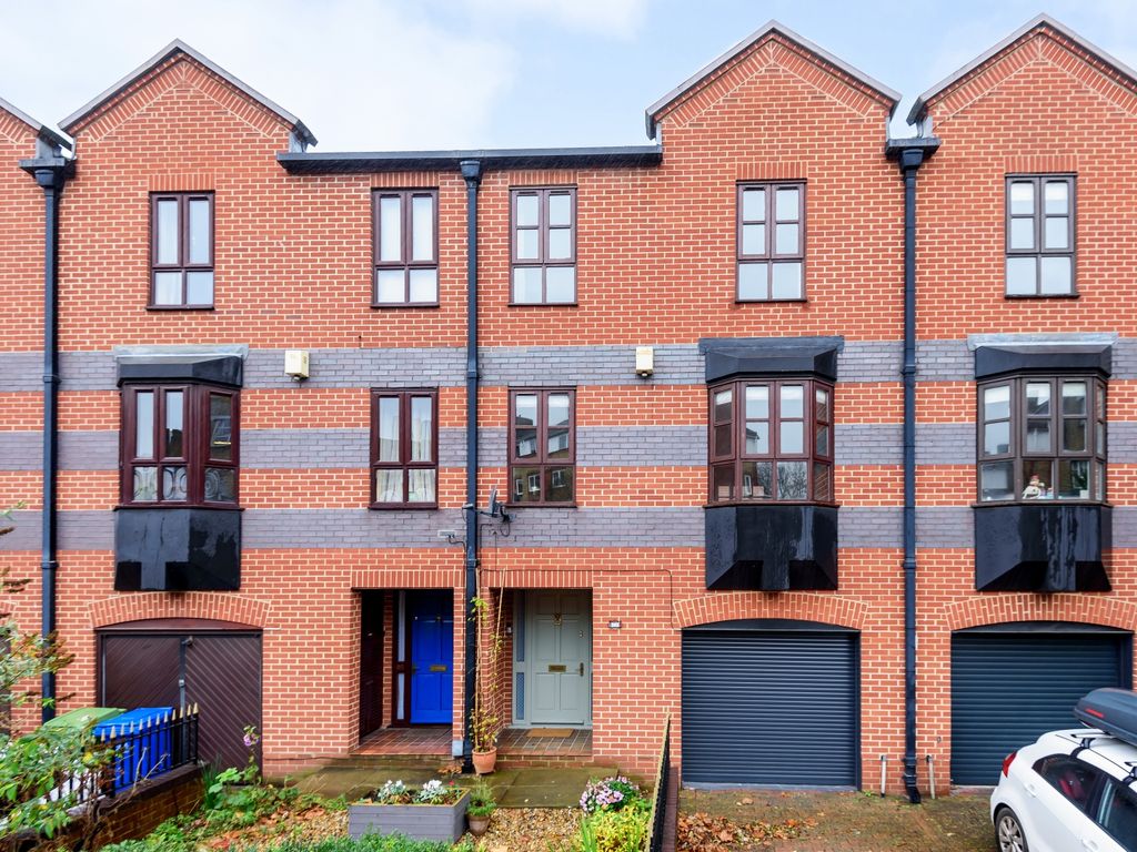 4 bed town house for sale in West Lane, London SE16 Zoopla