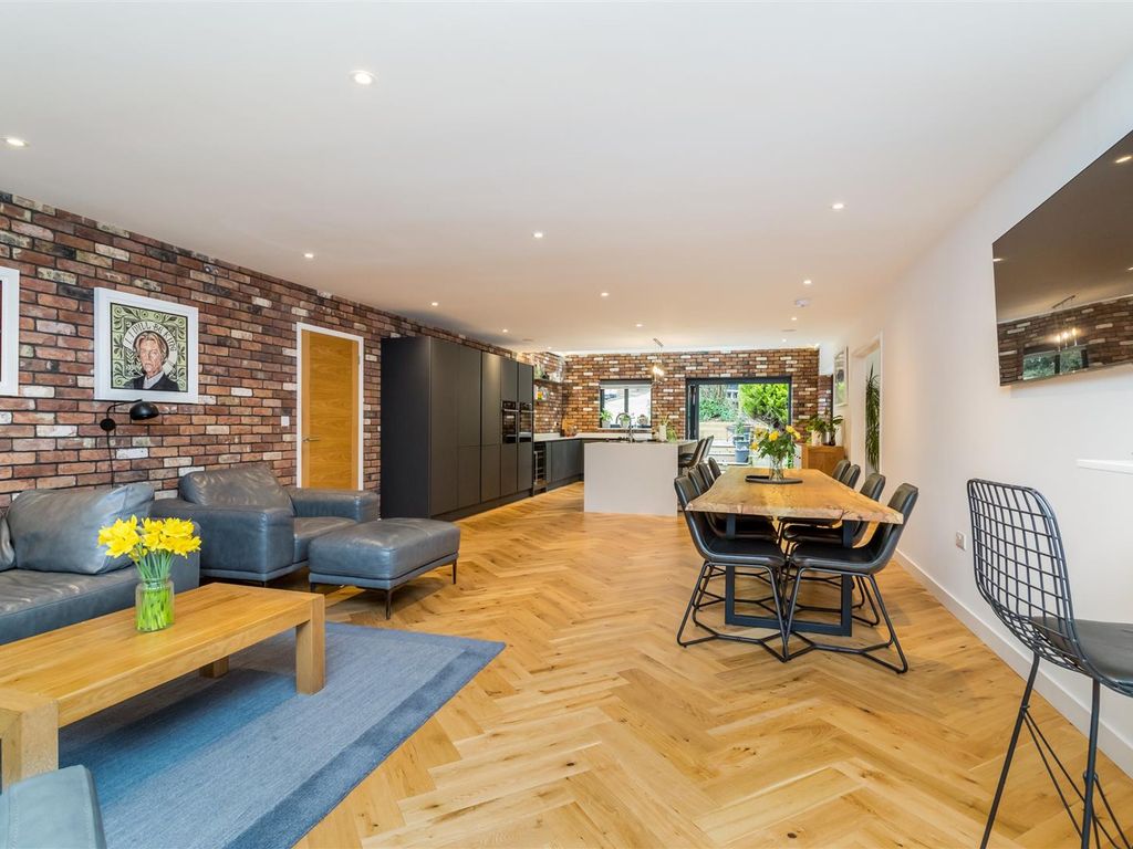 7 bed detached house for sale in Braypool Lane, Patcham, Brighton BN1