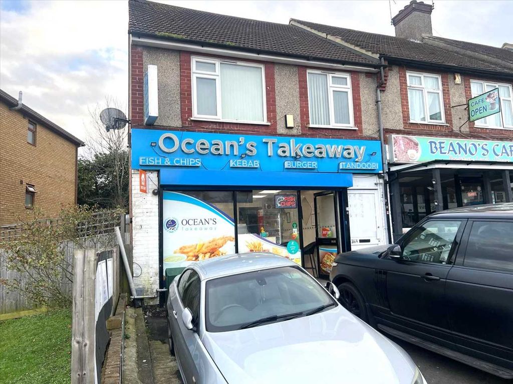 Property to let in Mayplace Road East, Bexleyheath DA7, £14,500 pa Zoopla