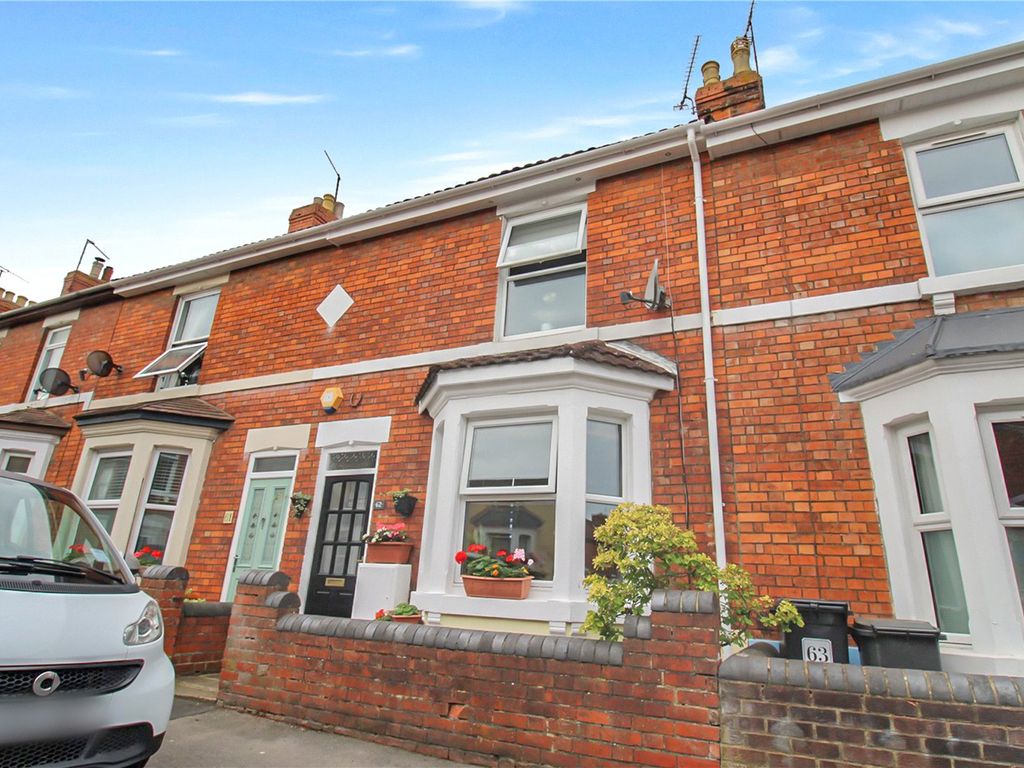 3 bed terraced house for sale in Hythe Road, Old Town, Swindon