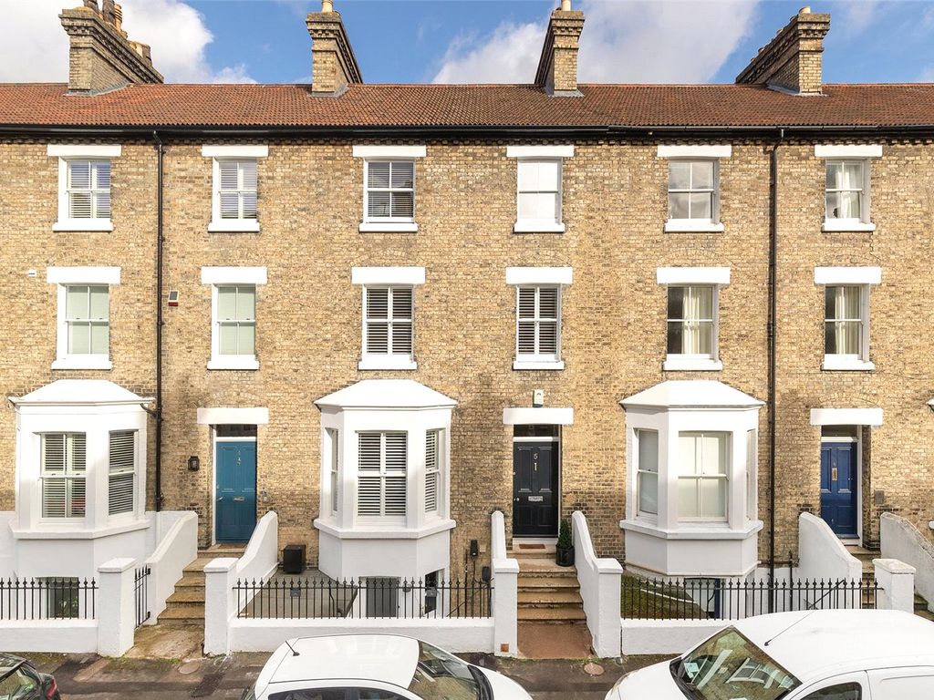 4 bed terraced house for sale in Warkworth Street, Cambridge