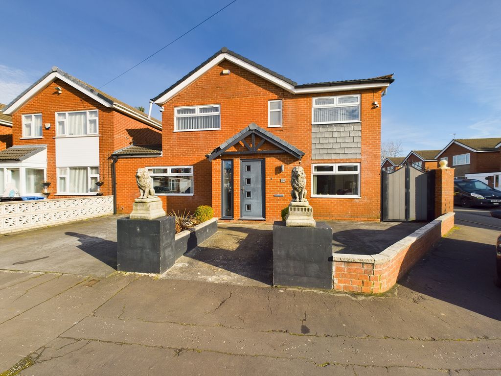 6 bed detached house for sale in Warwick Court, Firswood, Manchester