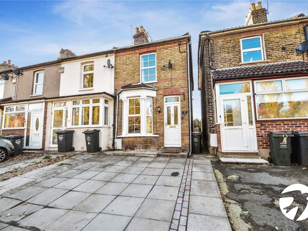 2 bed end terrace house for sale in Green Street Green Road, Lane End