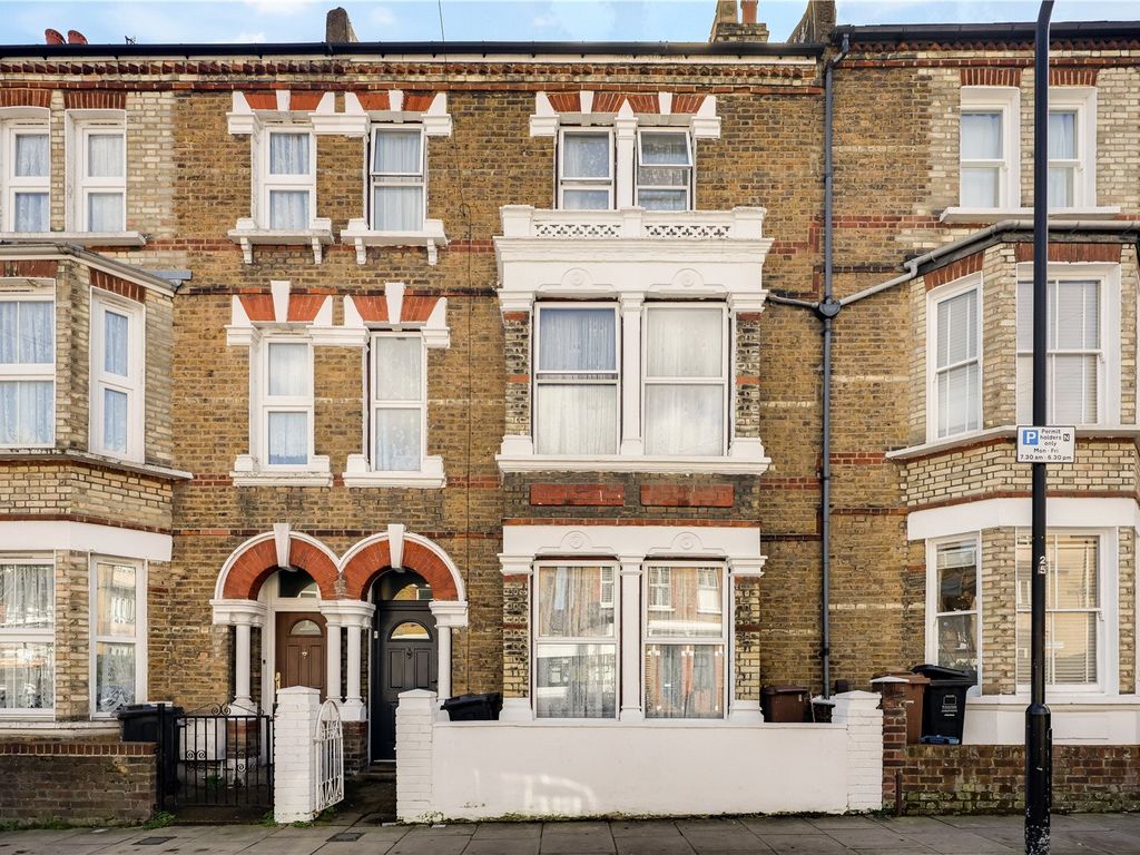 6 bed terraced house for sale in Millfields Road, Hackney, London E5