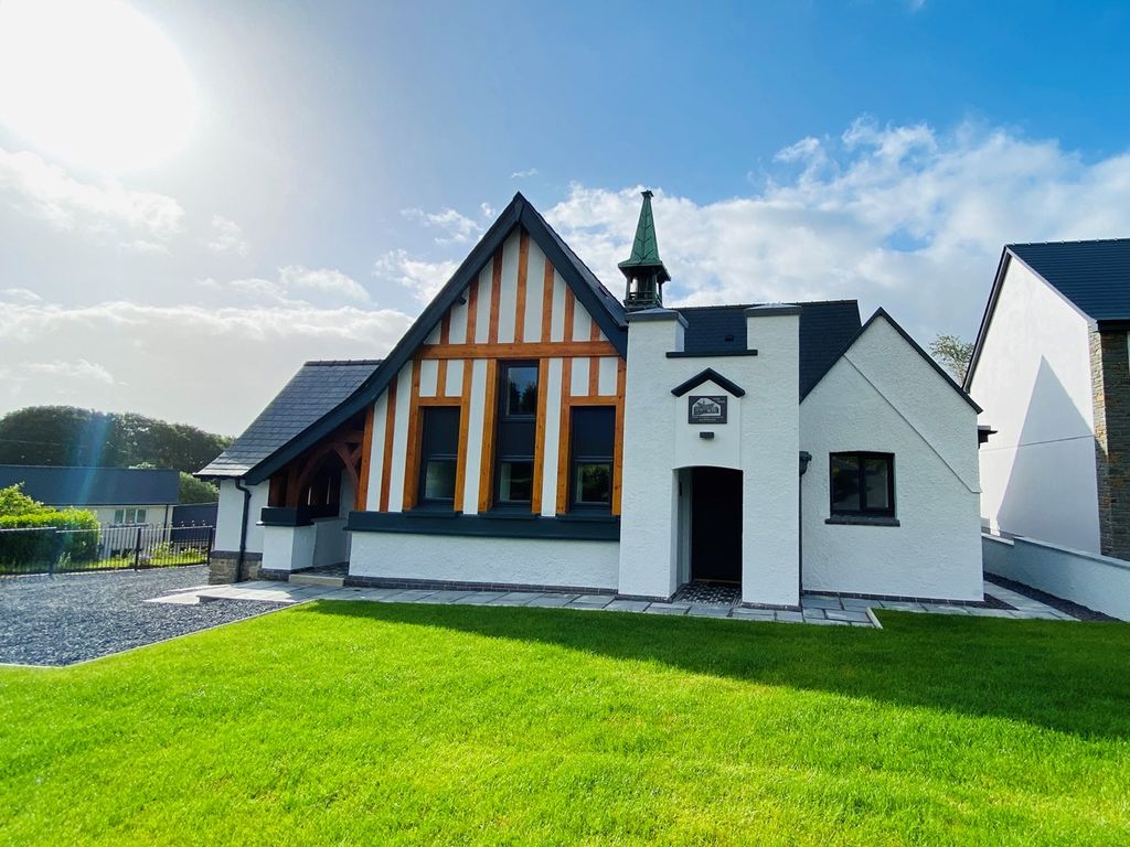 4 bed detached house for sale in Llanwnnen, Lampeter SA48 Zoopla