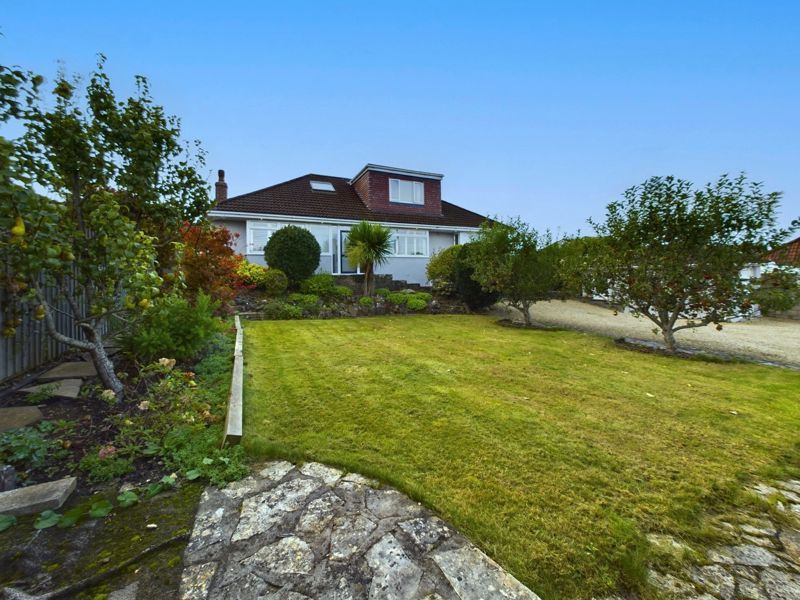 3 bed detached house for sale in Highfield Road, Bleadon, North