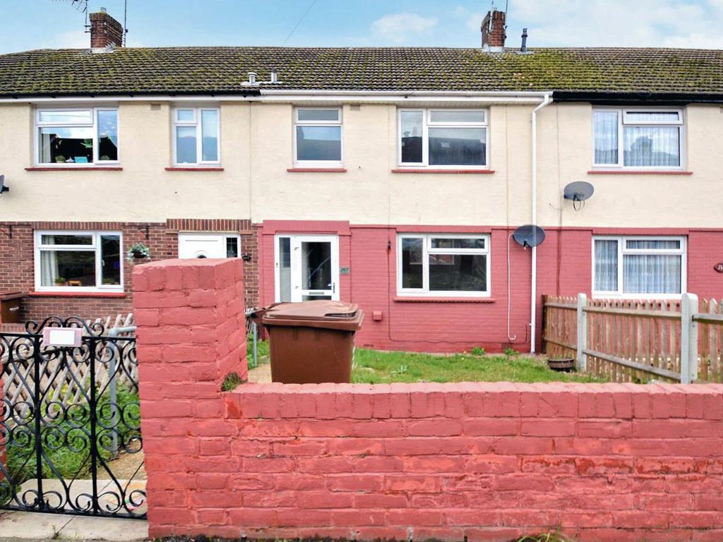 3 bed property to rent in Woodlands Road, Gillingham ME7, £1,500 pcm