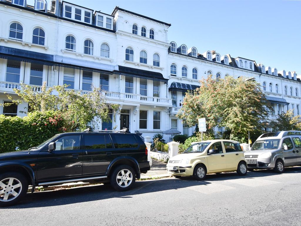 2 bed flat for sale in Markwick Terrace, St. LeonardsOnSea TN38, £