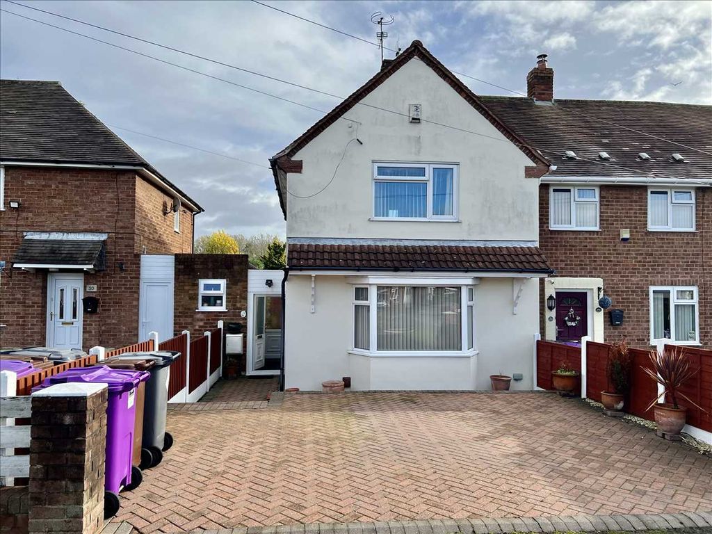 2 bed end terrace house for sale in Birch Road, Wednesfield