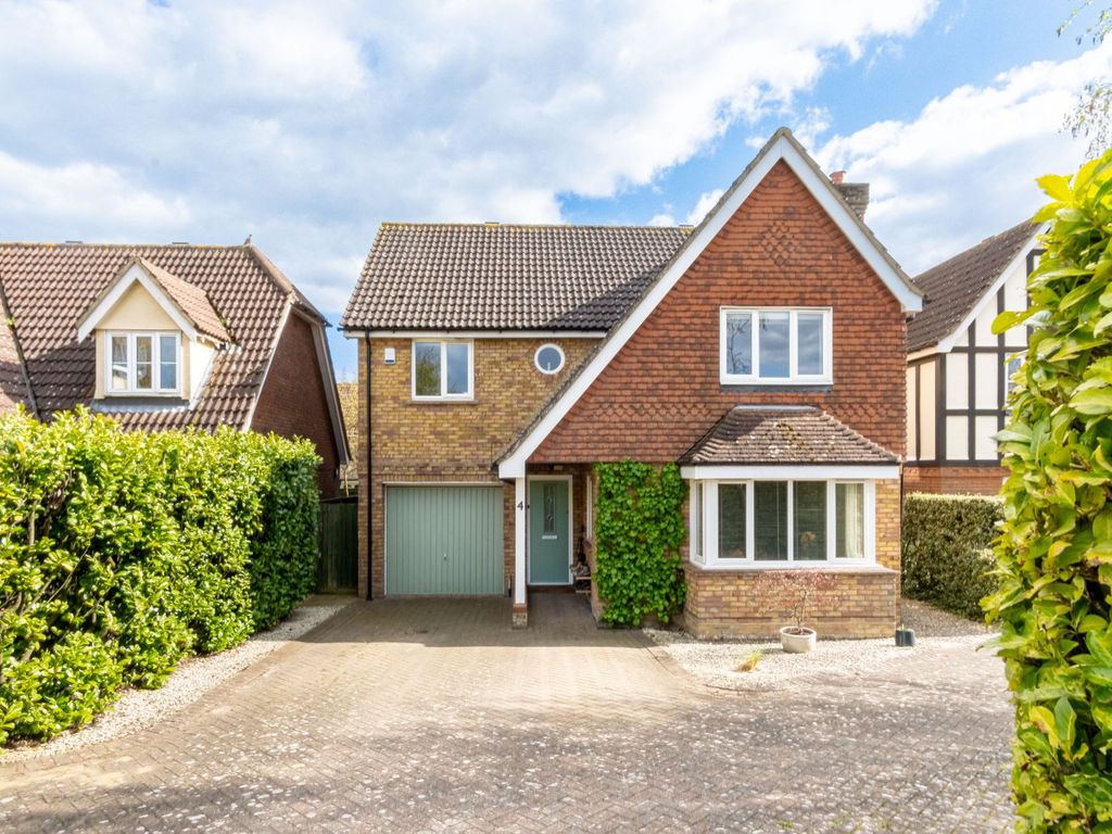 4 bed detached house for sale in Monkswood Drive, Stortford
