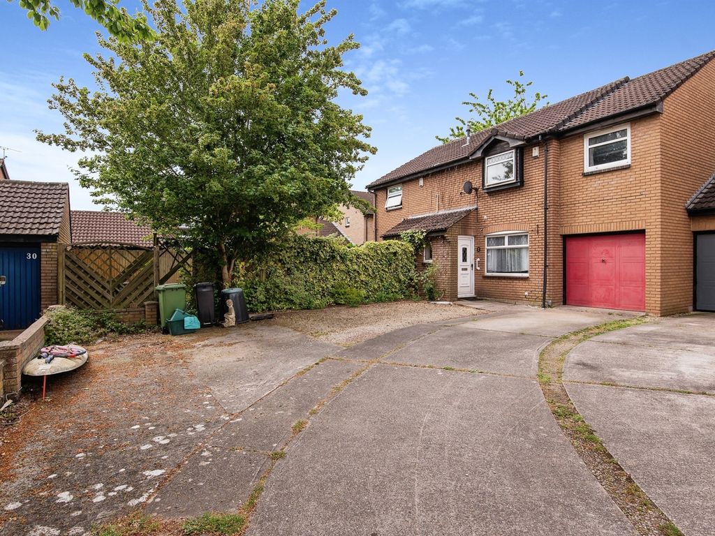 4 bed semidetached house for sale in Auburn Avenue, Longwell Green