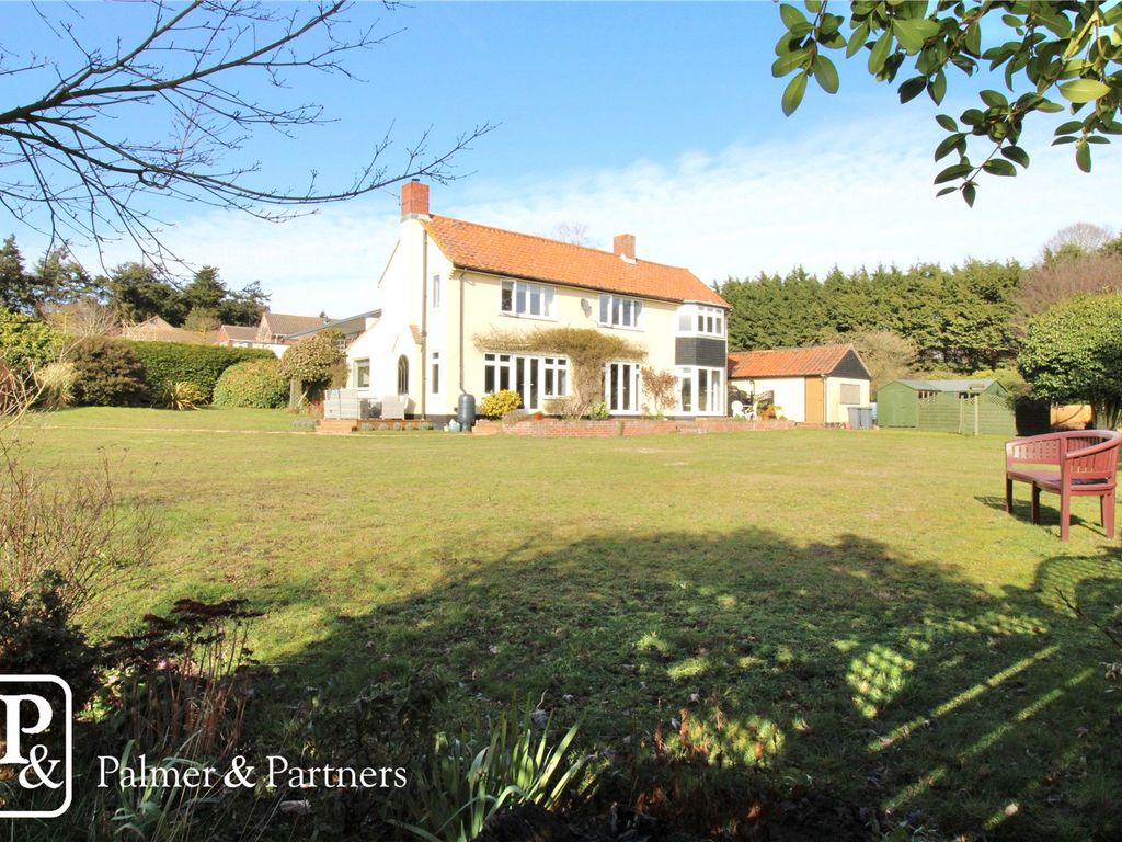 4 bed detached house for sale in Aldeburgh Road, Aldringham, Leiston