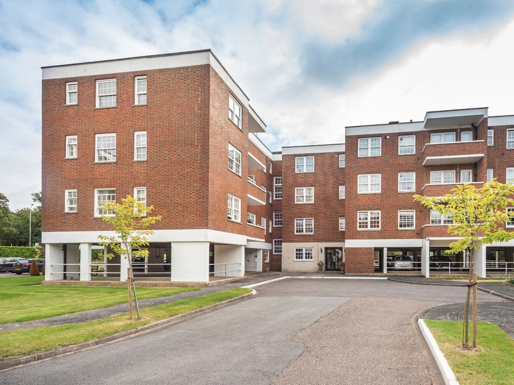 Bulstrode Court, Gerrards Cross, Buckinghamshire SL9  