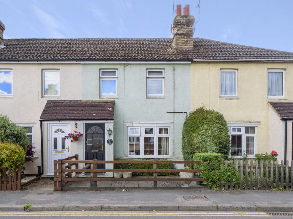 3 bed terraced house for sale in Frimley Green, Camberley GU16 Zoopla