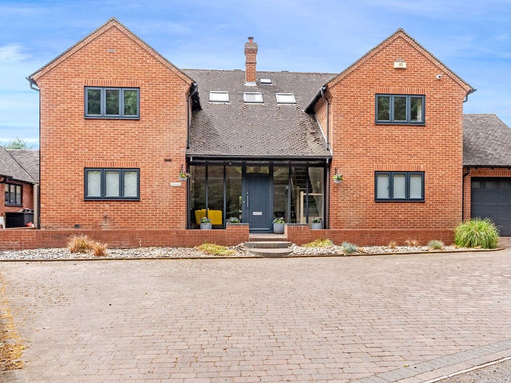5 bed detached house for sale in Charles Court, Buckden, Huntingdon