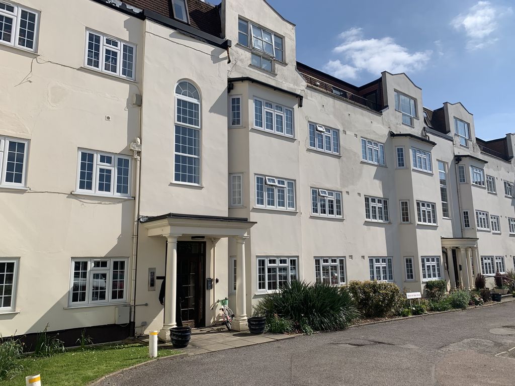 3 bed flat to rent in Etchingham Park Road, Finchley Central N3 Zoopla