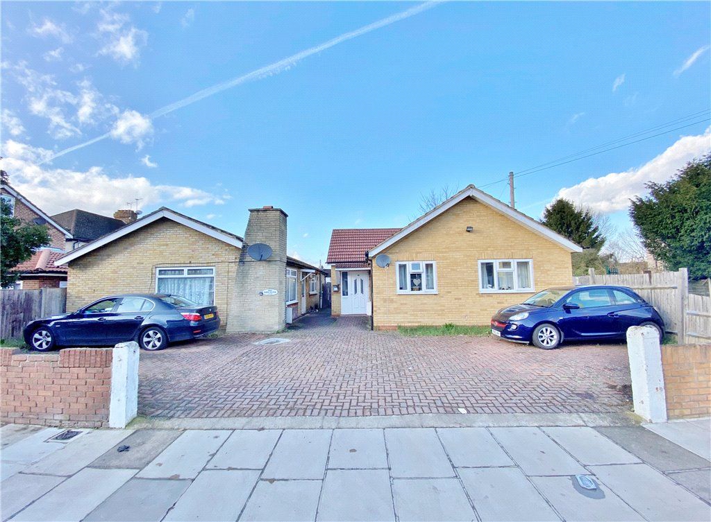 6 bed bungalow for sale in Wills Crescent, Whitton, Hounslow TW3 Zoopla