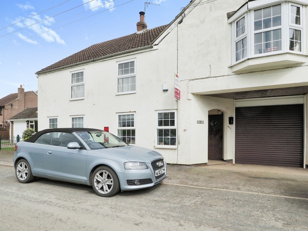 2 bed flat for sale in Coleby Road, West Halton, Scunthorpe DN15 Zoopla