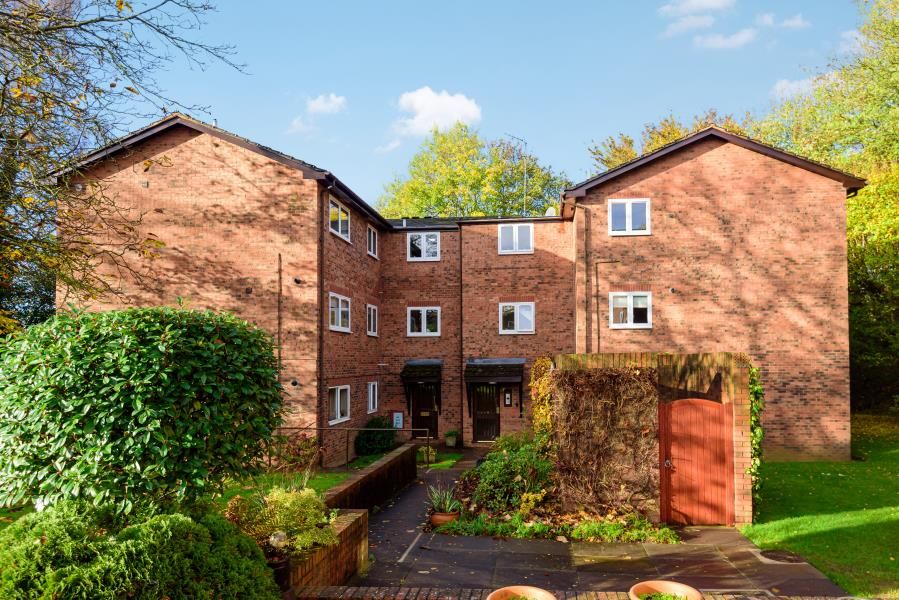 2 bed flat to rent in Anthus Mews, Northwood HA6 Zoopla
