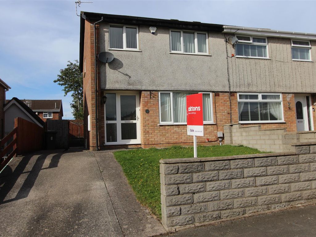 3 bed semidetached house for sale in Maes Y Drudwen, Glenfields