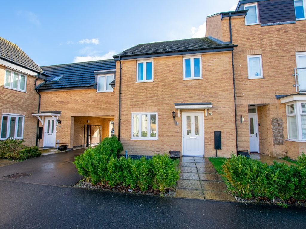 3 bed terraced house for sale in Fletcher Way, Gunthorpe, Peterborough