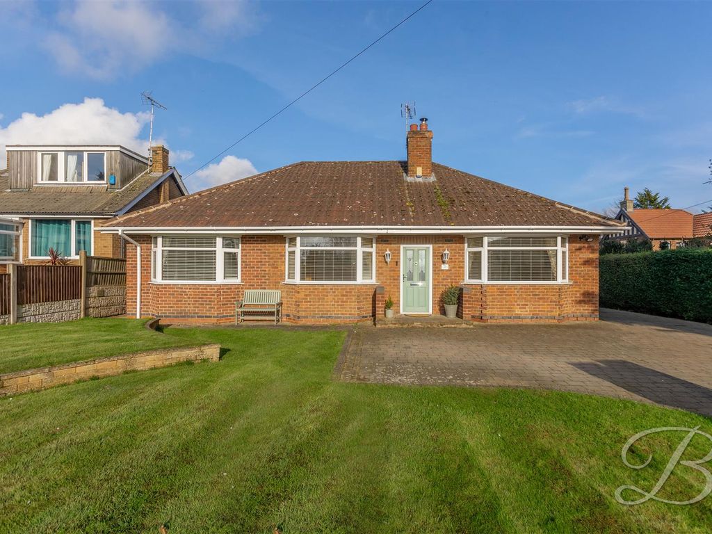 4 bed detached bungalow for sale in Poplar Grove, Forest Town, Mansfield NG19, £485,000 Zoopla