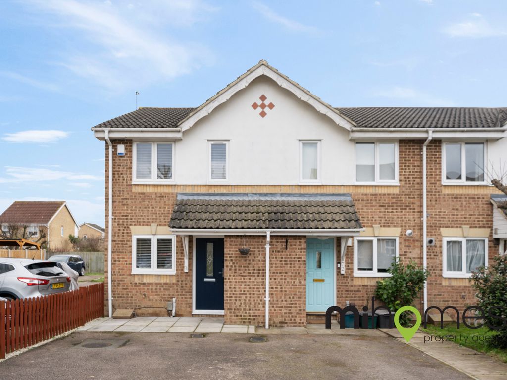 2 bed semidetached house for sale in Norwood Road, Cheshunt, Waltham Cross EN8 Zoopla