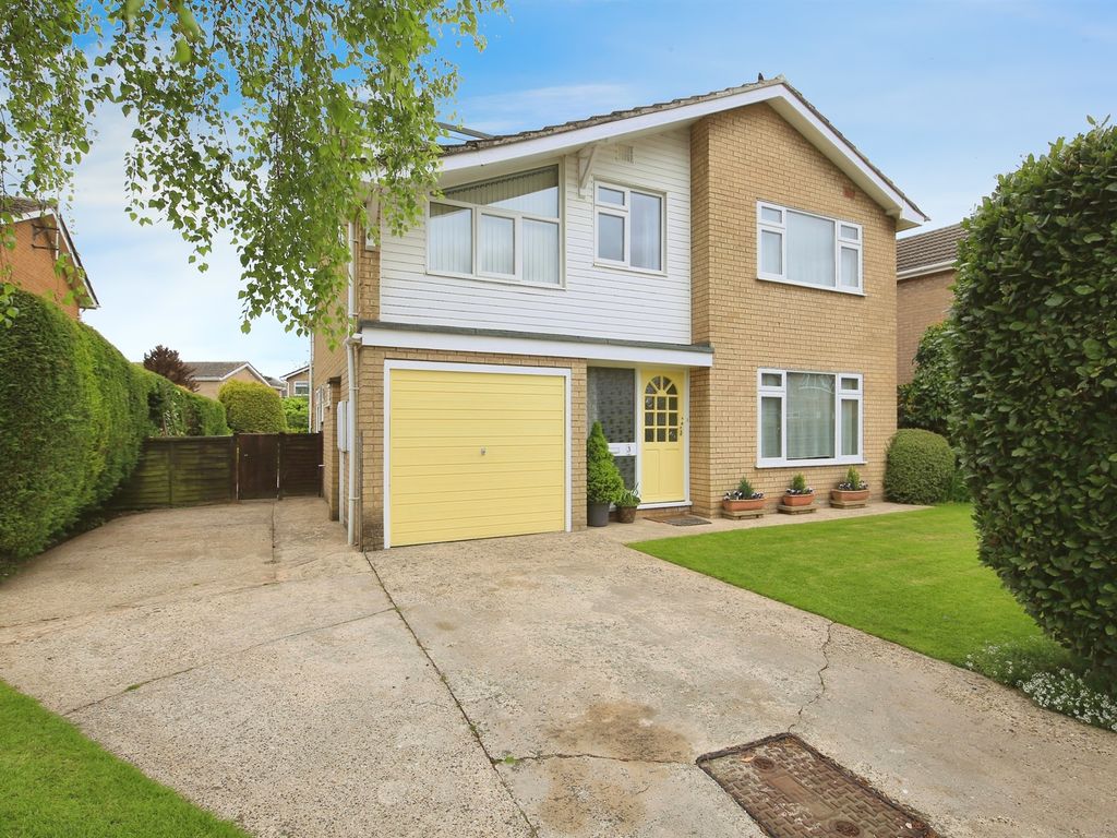 5 bed detached house for sale in Ladywood Road, Spalding PE11, £325,000 Zoopla