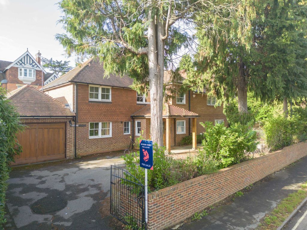5 bed detached house for sale in Egerton Road, Weybridge KT13, £