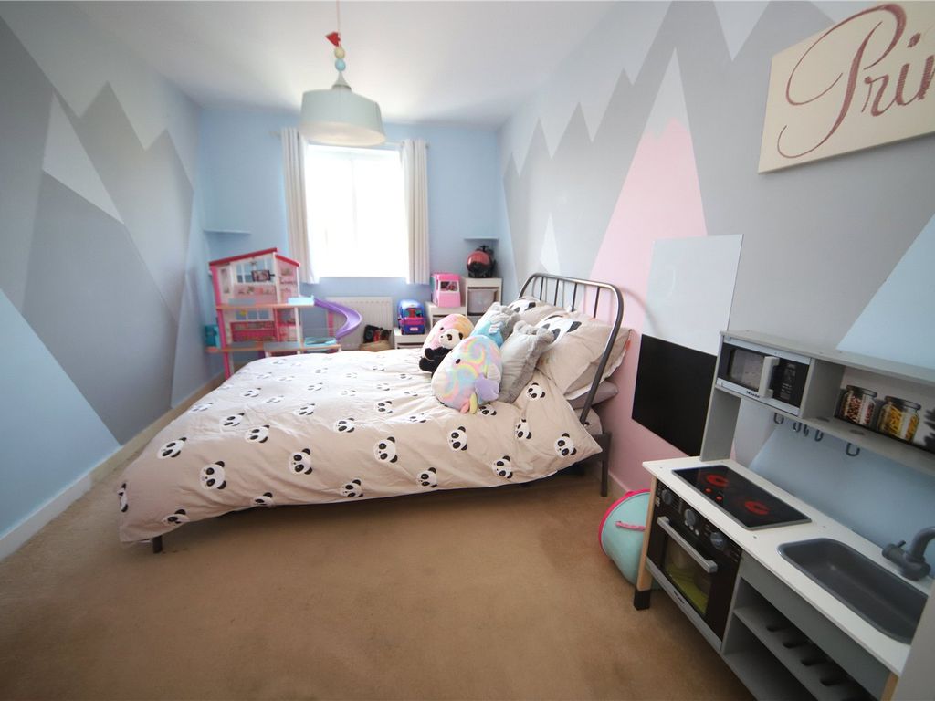 1 bed flat to rent in Corringham Road, StanfordLeHope, Essex SS17