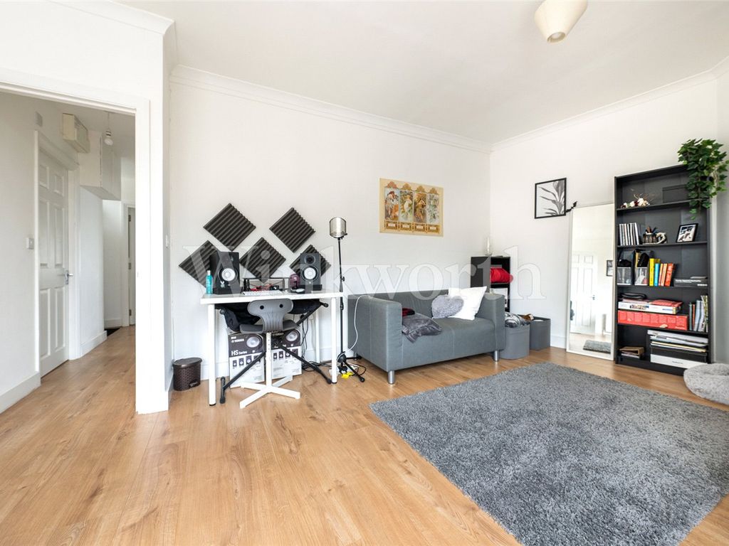 1 bed flat to rent in Hurst Lodge, Finchley Road, London NW11 Zoopla