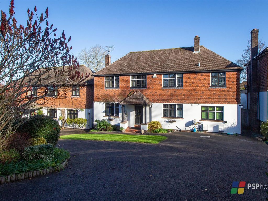 5 bed detached house for sale in London Road, Burgess Hill RH15 Zoopla