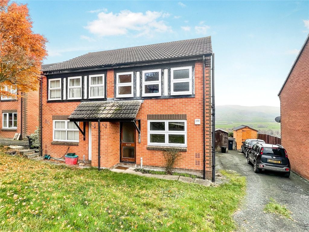 3 bed semidetached house for sale in Clos Bryn Y Ddol, Welshpool