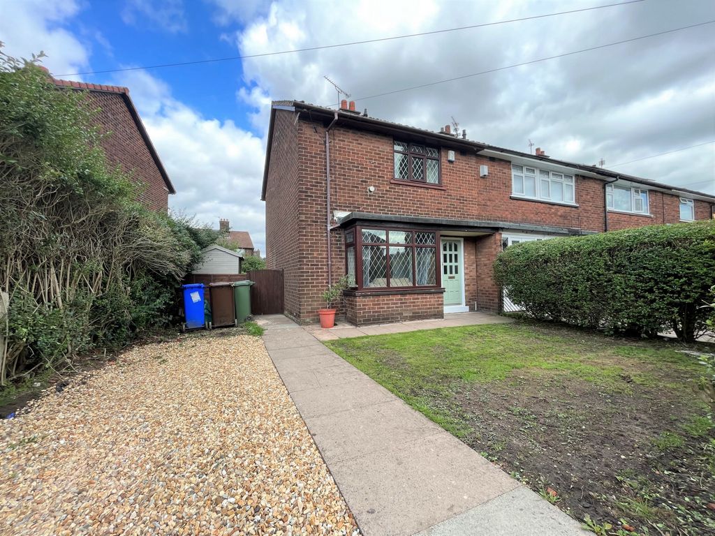 2 bed flat for sale in Howard Street, Audenshaw M34, £210,000 Zoopla