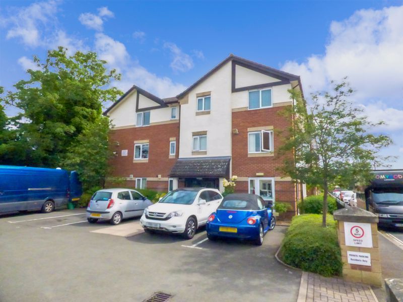 1 bed flat for sale in Gheluvelt Court, Worcester WR1 Zoopla