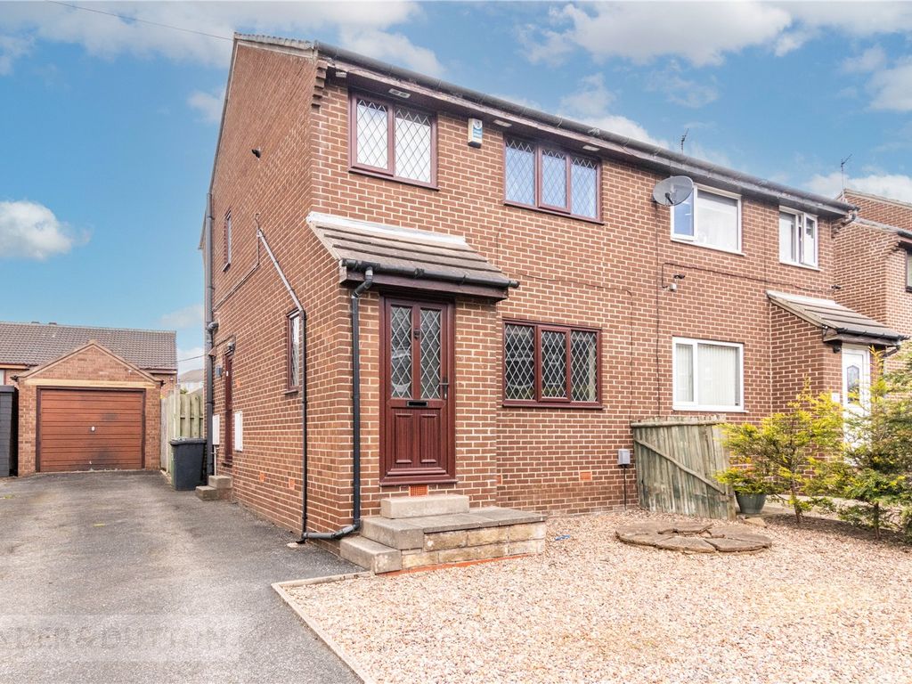 3 bed semidetached house for sale in Carr Green Lane, Huddersfield