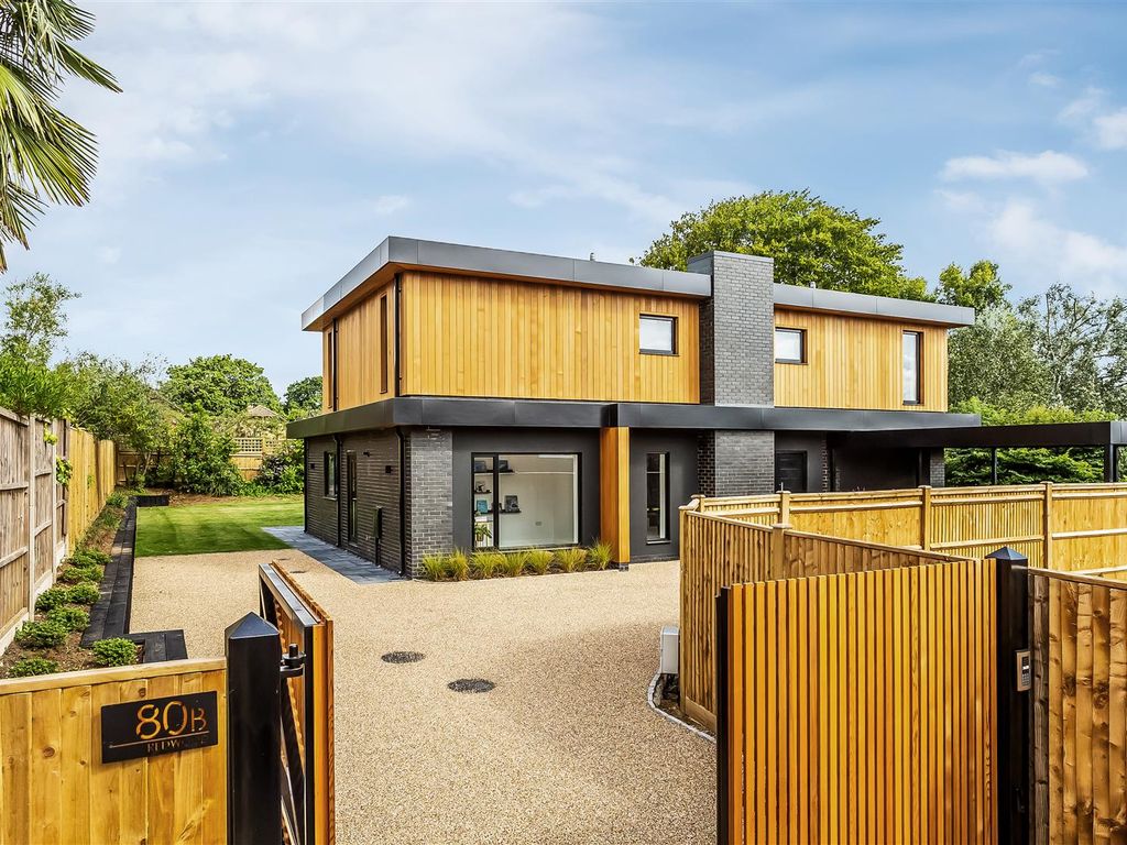 New home, 4 bed property for sale in Lower Road, Fetcham KT22, £