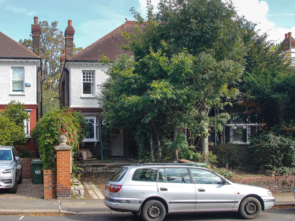 4 bed semidetached house for sale in Perry Vale, Forest Hill, London