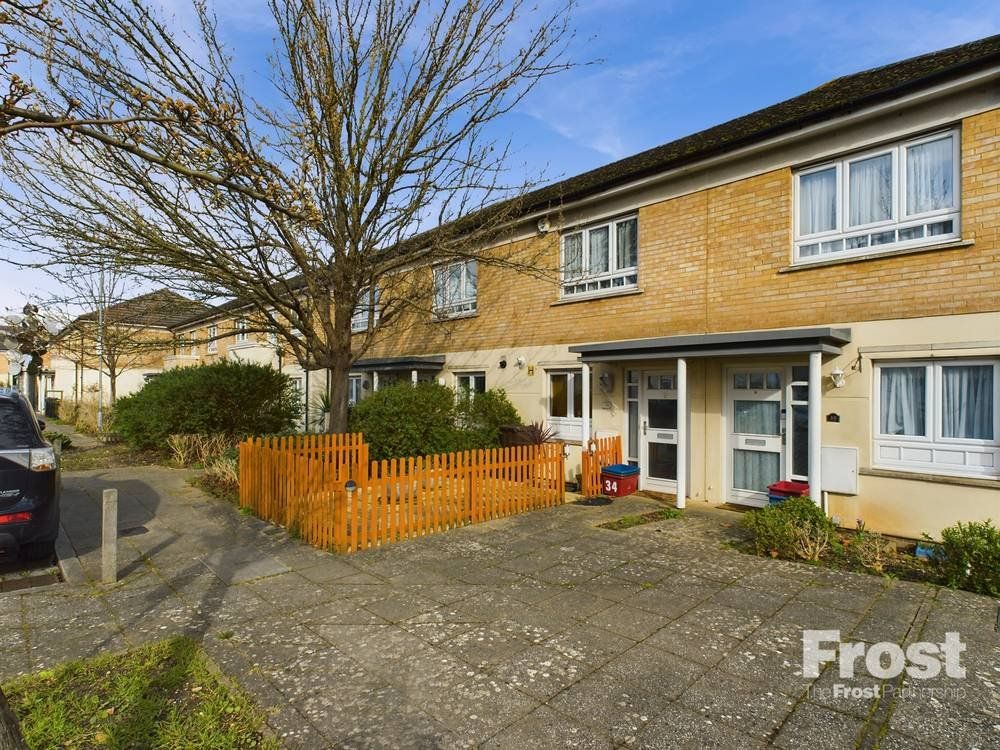 2 bed terraced house for sale in Elvedon Road, Feltham TW13, £375,000