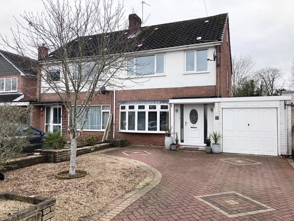 3 bed semidetached house for sale in Grosvenor Gardens, Shifnal