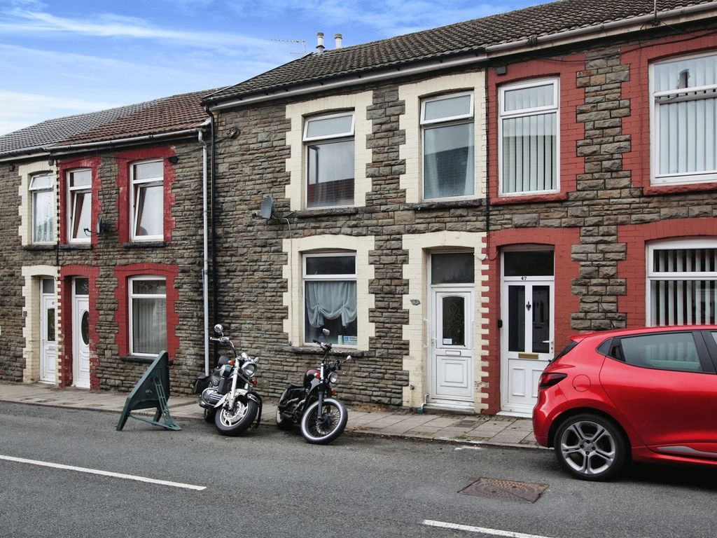 3 bed terraced house for sale in High Street, Abertridwr, Caerphilly